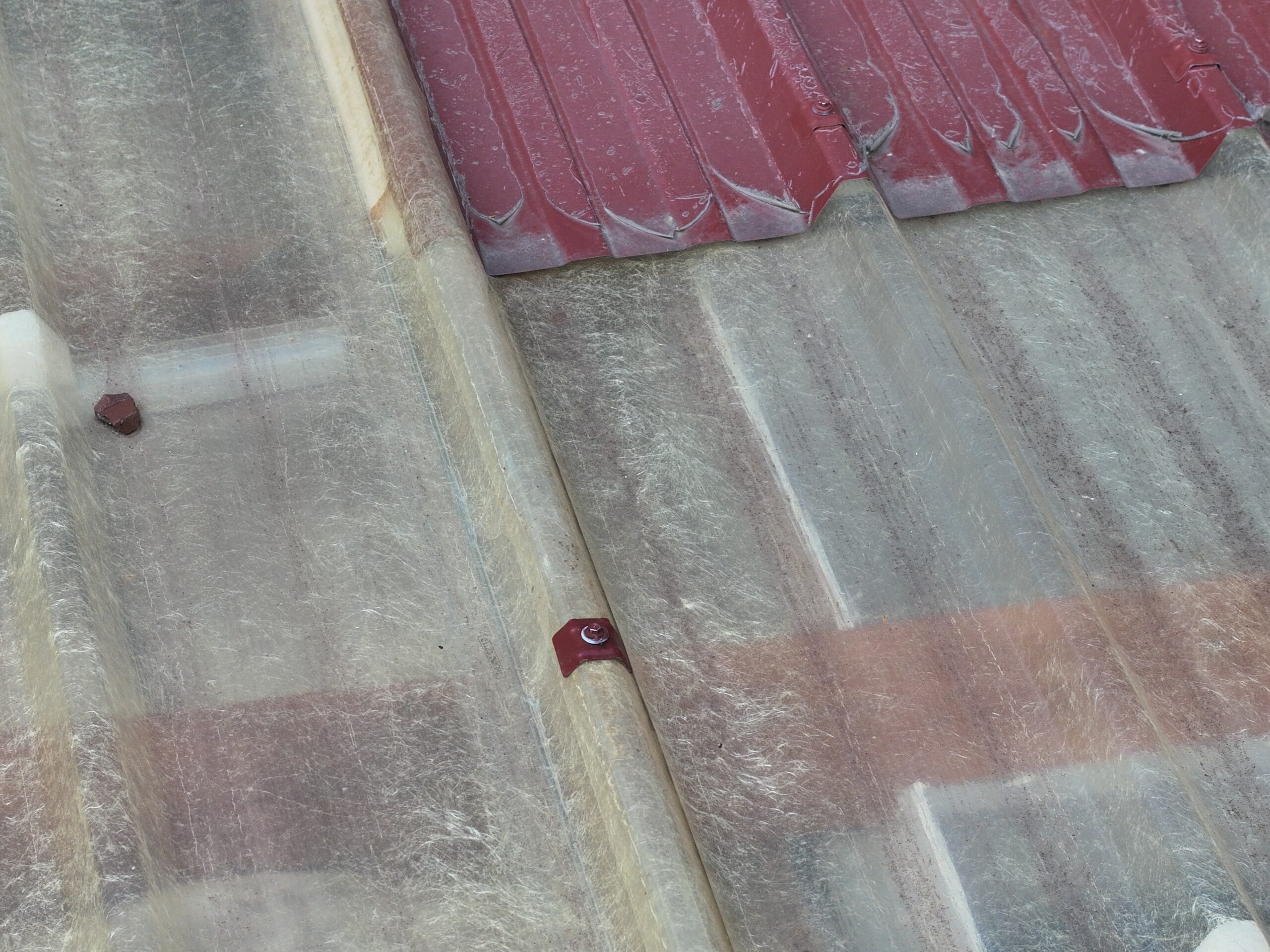 Inspection aérienne de toiture en photo RGB par drone