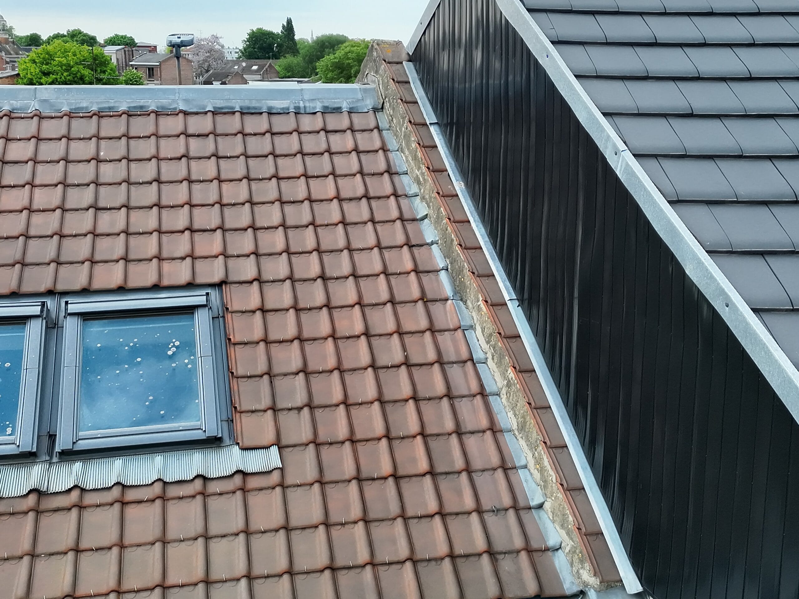 Vue RGB de toiture avant Inspection thermique